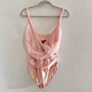 H&M pink lace bodysuit size Medium